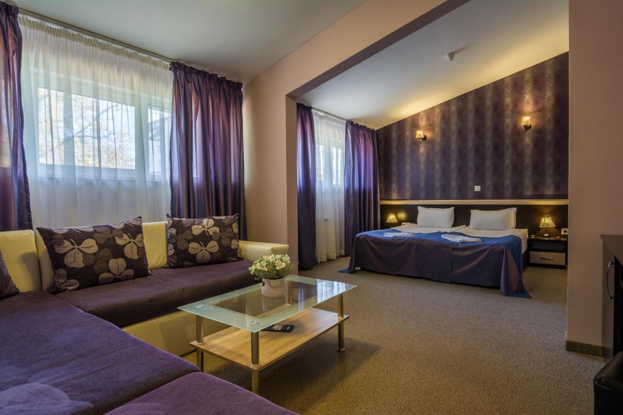 Hotel Royal 보로베츠 외부 사진