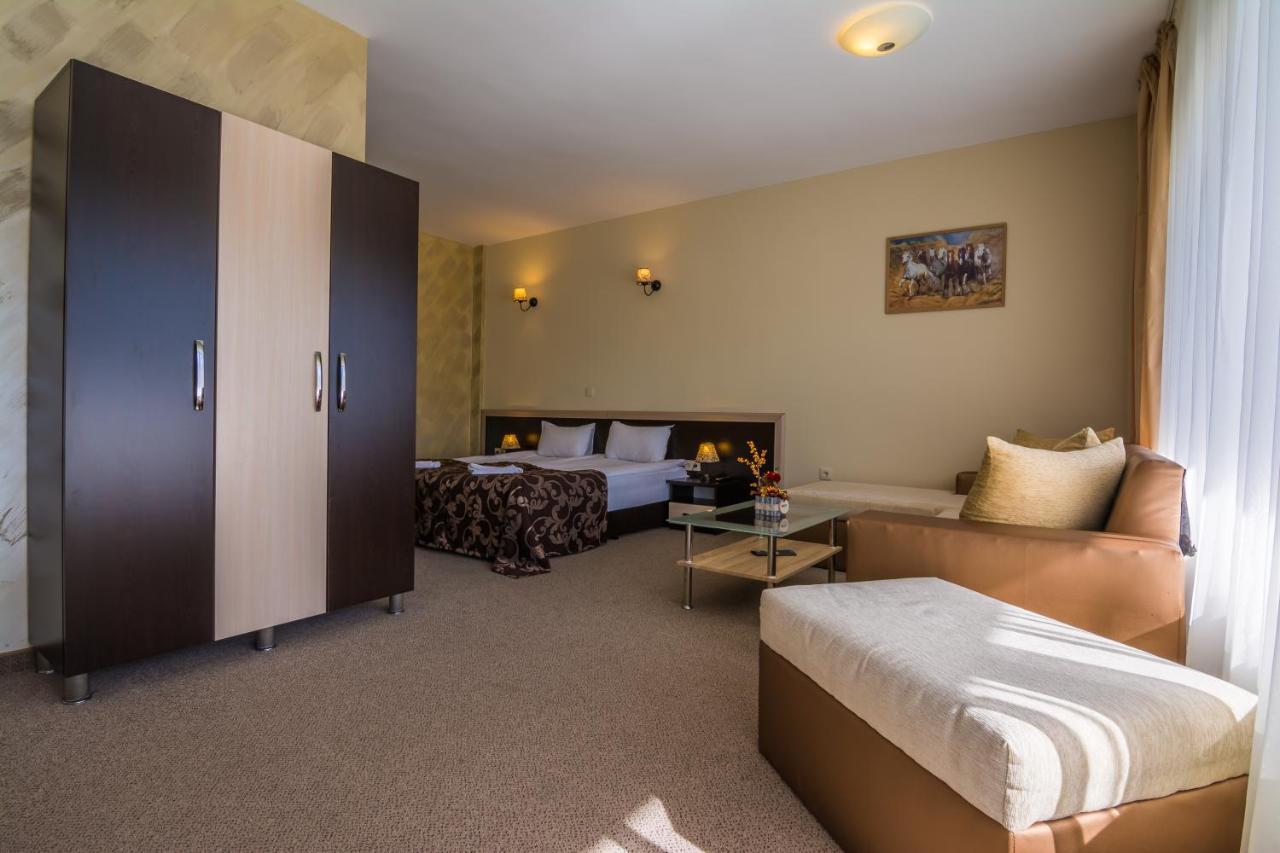 Hotel Royal 보로베츠 외부 사진